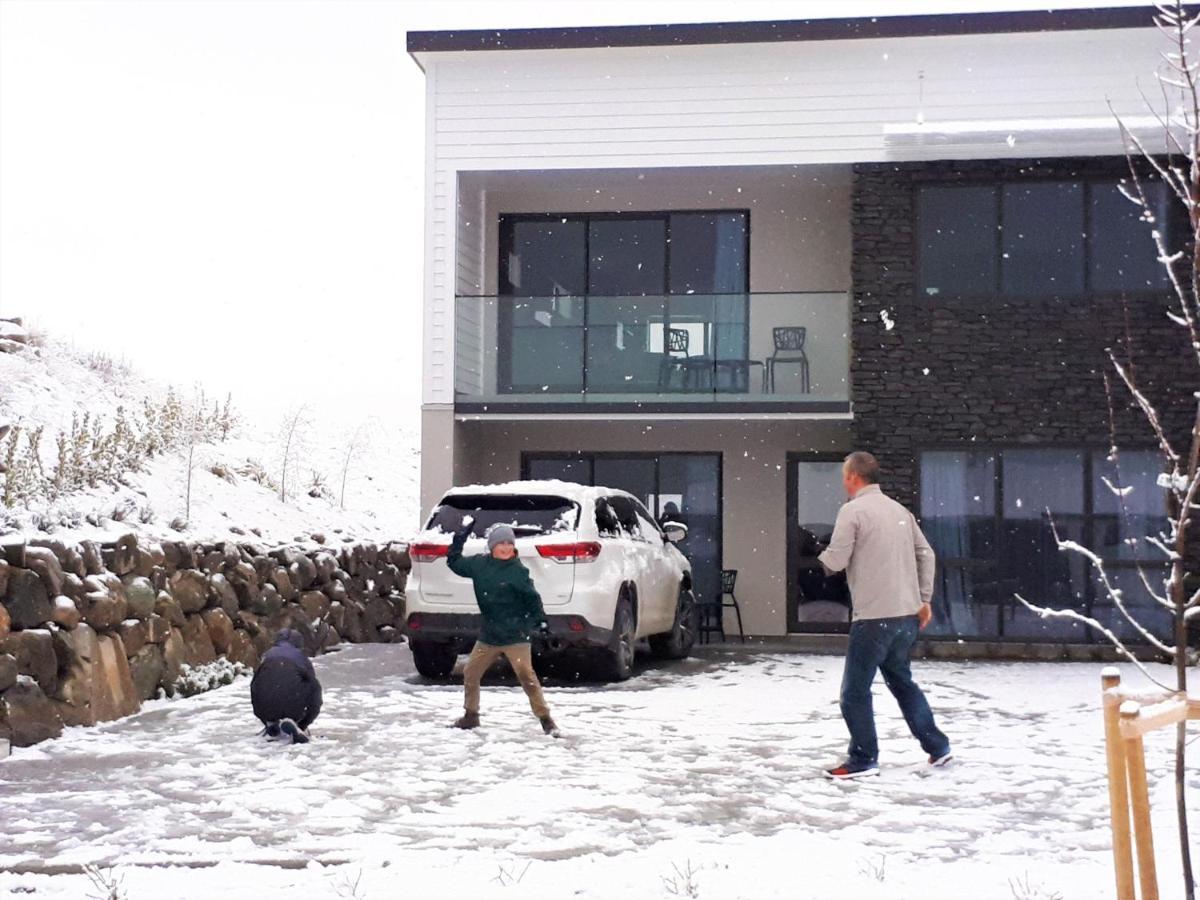Tekapo Luxury Apartments Lake Tekapo Exteriör bild